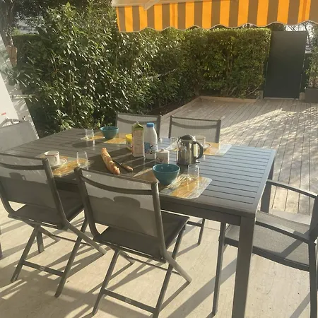 3p En Rdj Avec Jardin Et Terrasse, à 5 Min Et Restaurants, Parking Privé, Climatisé - Fr-1-252a-59 Appartement Villeneuve-Loubet