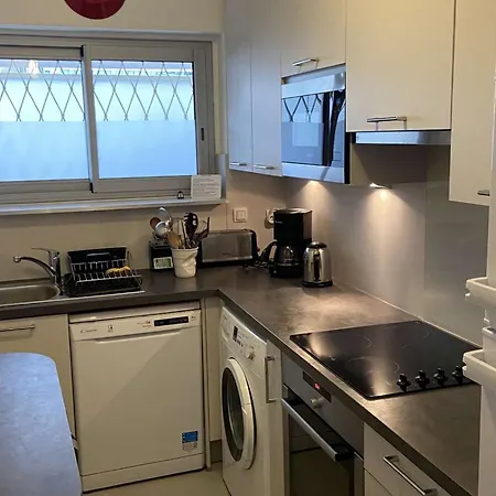 3p En Rdj Avec Jardin Et Terrasse, à 5 Min Et Restaurants, Parking Privé, Climatisé - Fr-1-252a-59 *